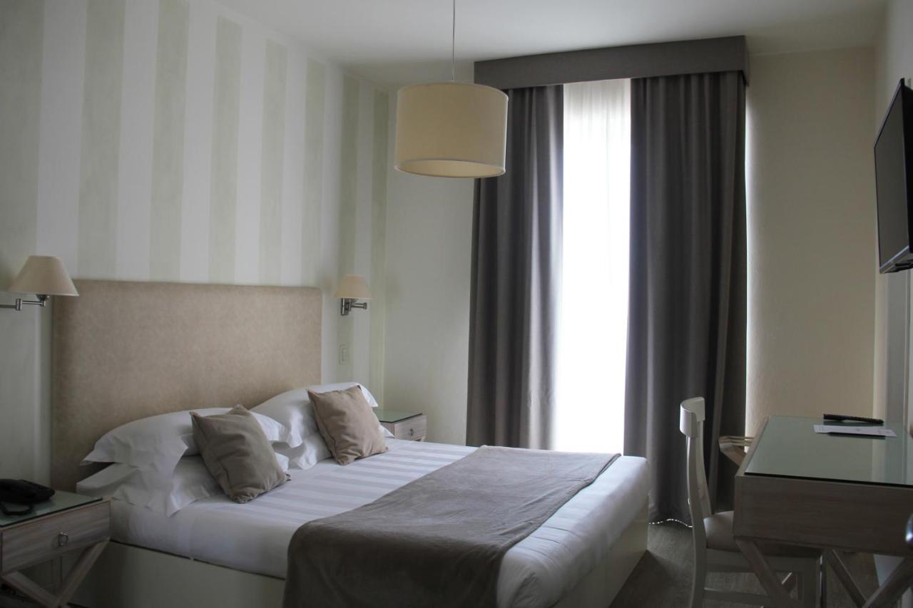 Hotel Bijou Forte dei Marmi Exterior photo