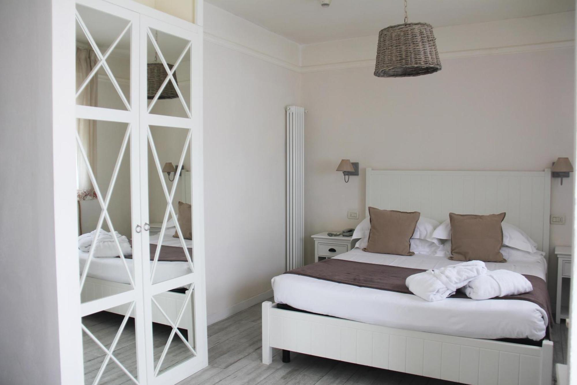 Hotel Bijou Forte dei Marmi Room photo